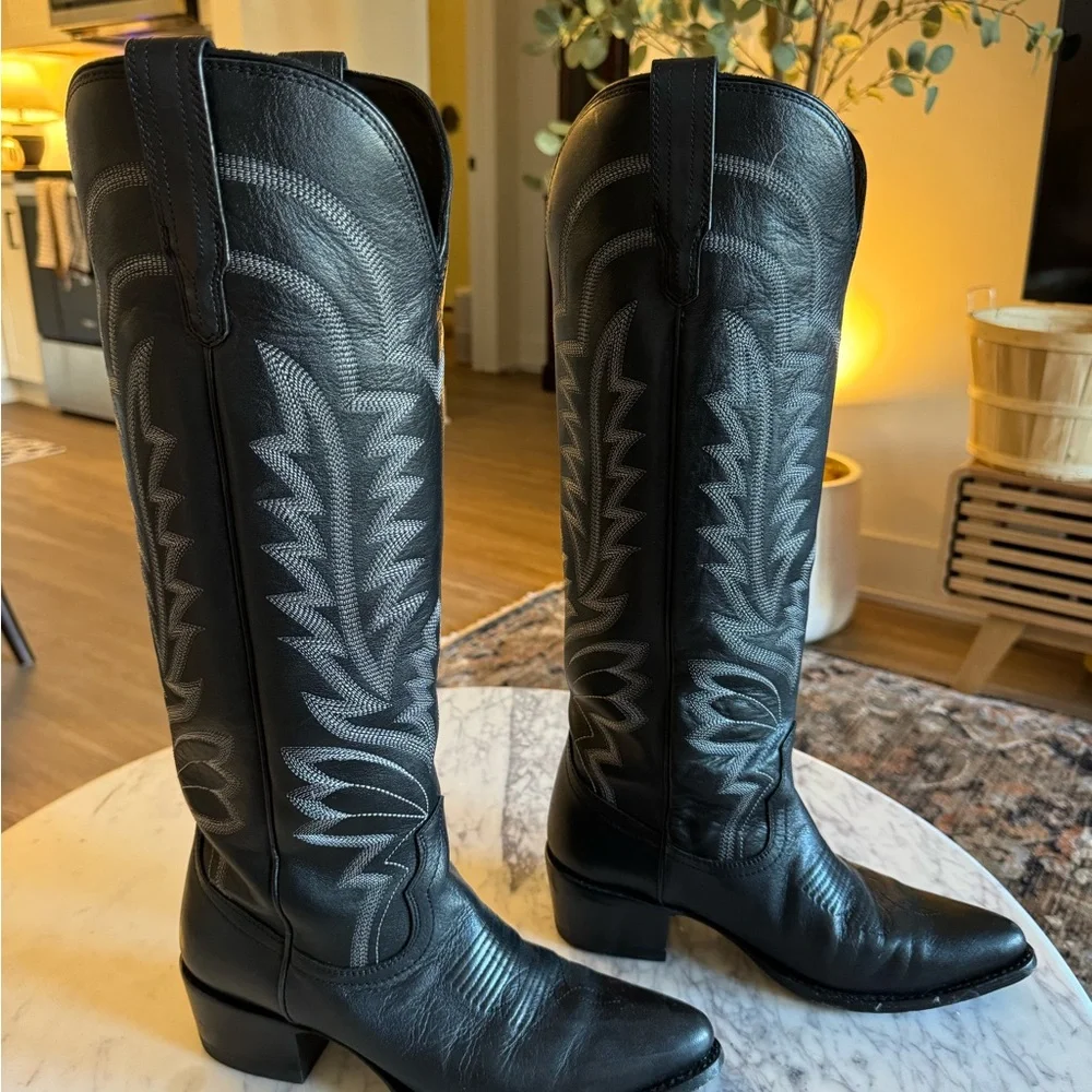 Elegant Black Tall Cowboy Boots - Picture 3 of 6